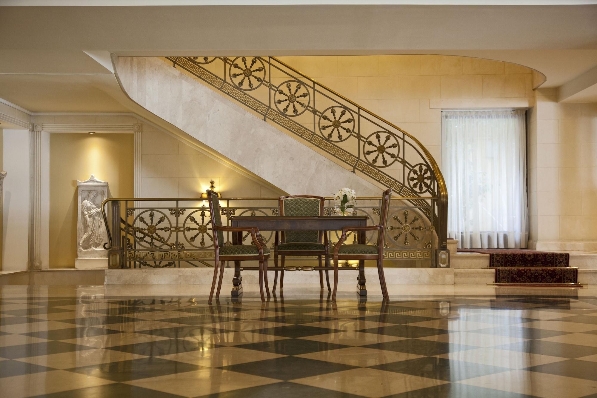 Electra Palace Athene Buitenkant foto Interior of the hotel